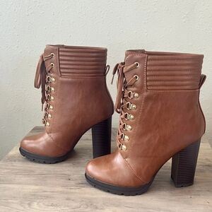 Shoe Dazzle Brown Ankle Boots with Chunky Heel